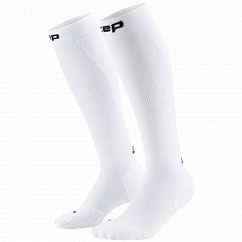 CEP Core Run 5.0 Compression Socks Herren | White